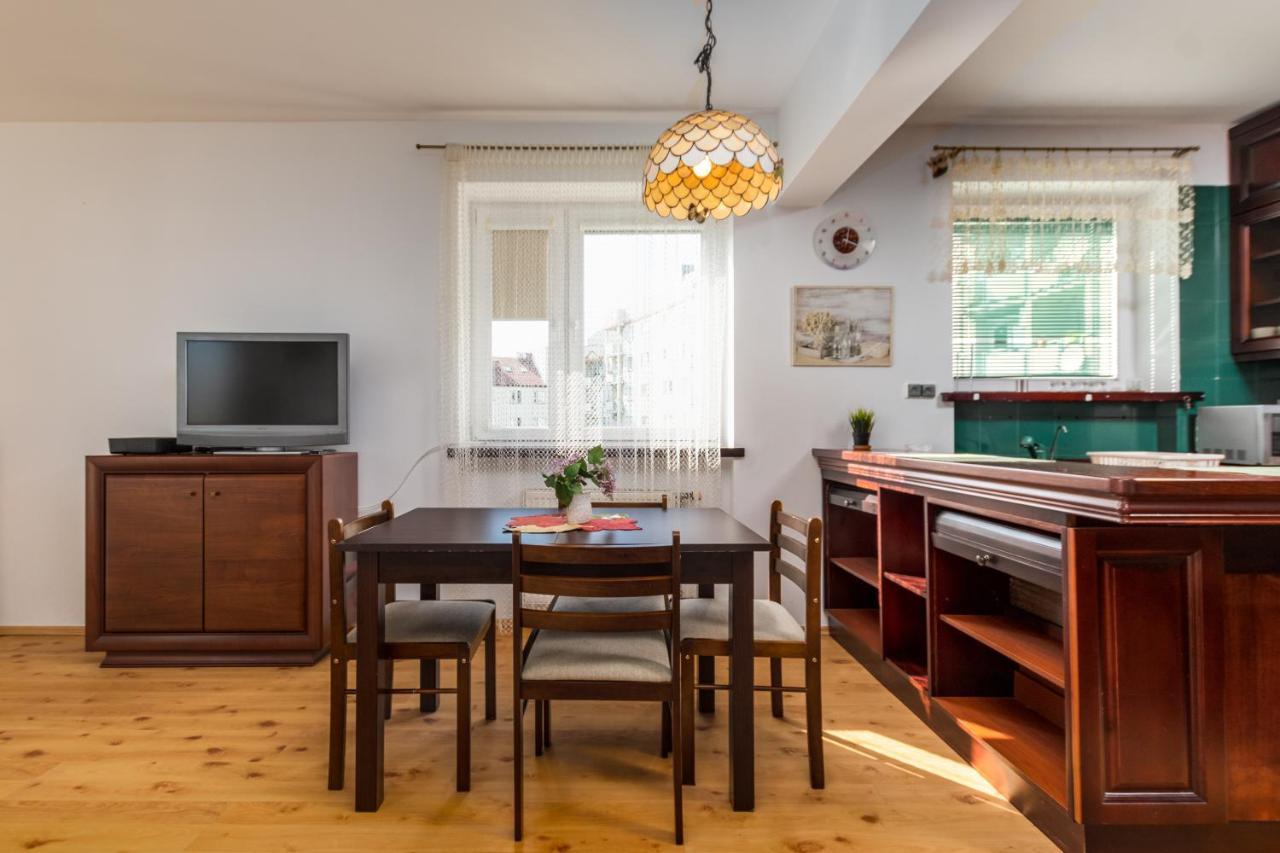 Opaczewska 69 By Homeprime Warschau Buitenkant foto