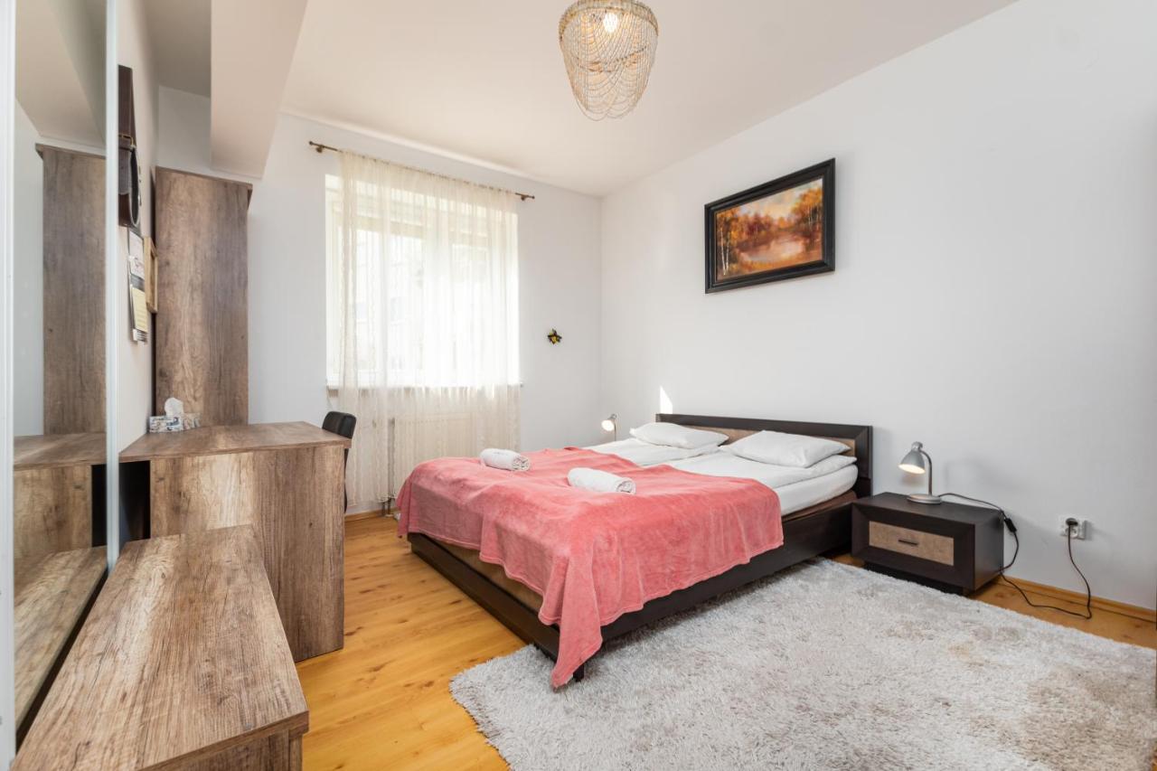 Opaczewska 69 By Homeprime Warschau Buitenkant foto